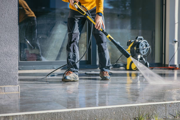 Best Graffiti Removal  in Crest, CA